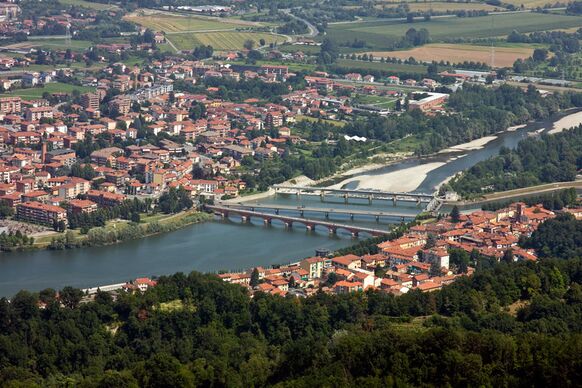 Foto gemaakt door Alessandro Vecchi - San Mauro Torinese - Het waterpeil in de rivier Po is nog steeds erg laag. Foto gemaakt door Alessandro Vecchi - San Mauro Torinese - Het waterpeil in de rivier Po is nog steeds erg laag.