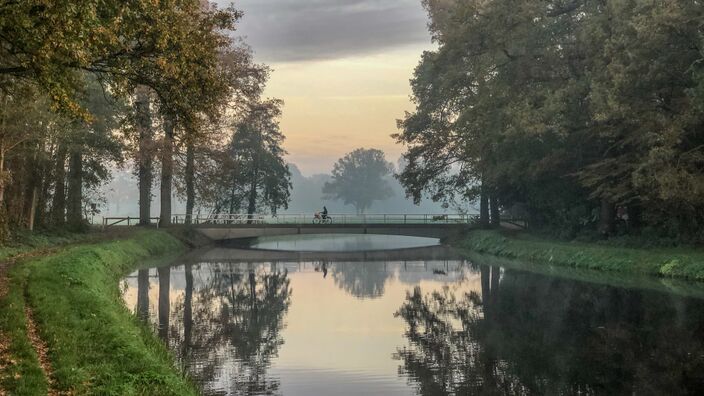 Foto gemaakt door Raymond Hofsté - Almelo - Rustig weer in Almelo.